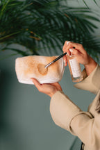 Make Up Brush Cleanser Deep Clean burstahreinsir frá Mist & Co með rósailmi, fjarlægir vatnsheldan farða