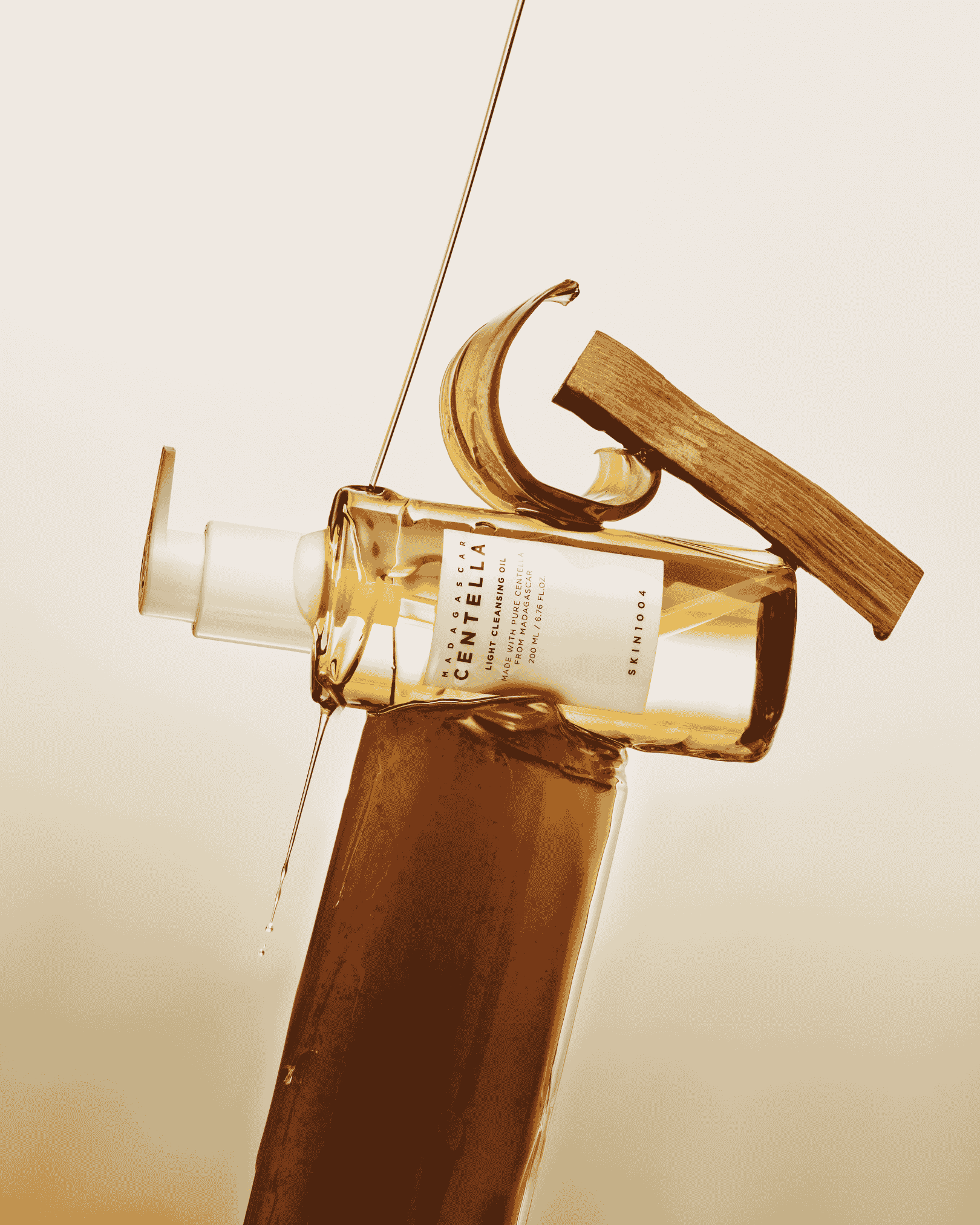 Madagascar Centella Light Cleansing Oil - SKIN1004