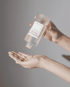 Madagascar Tone Brightening andlitsvatn frá SKIN1004 sem jafnar húðlit og gefur ljóma