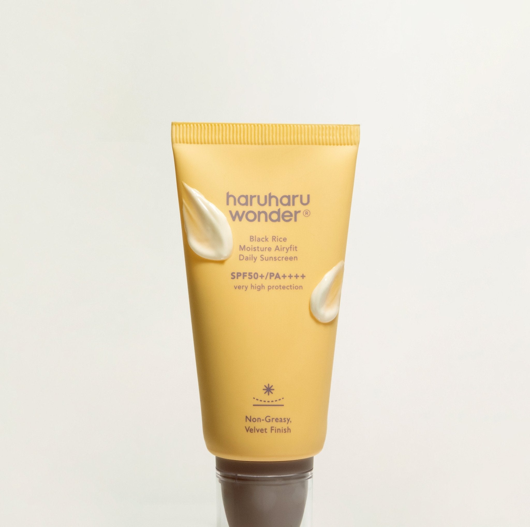 Black Rice Moisture Airyfit Daily Sunscreen SPF50+/PA++++ - Haruharu Wonder