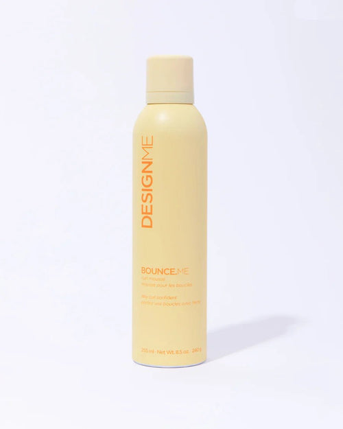 Bounce.ME Curl Mousse krulluskum frá Design.Me sem mótar krullur með 48 klst frizz-vörn